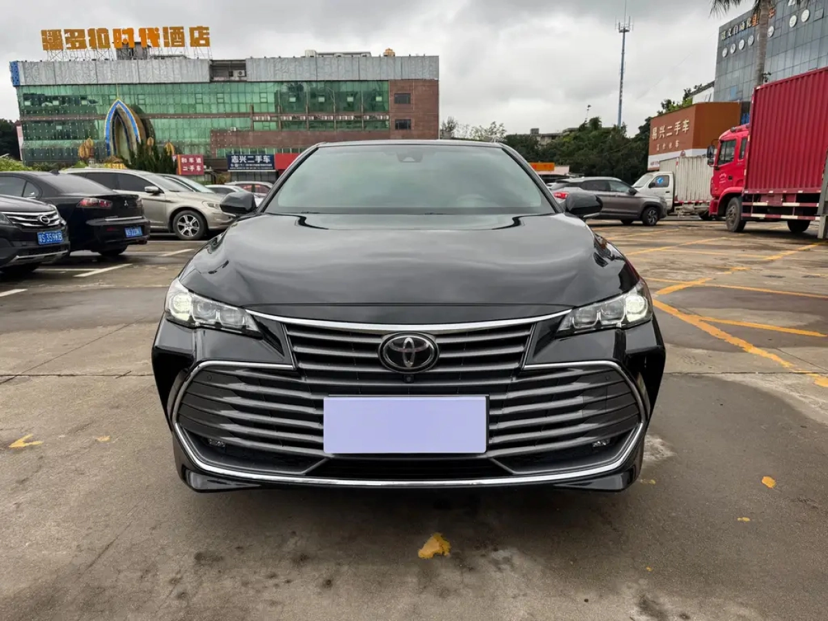 TOYOTA AVALON