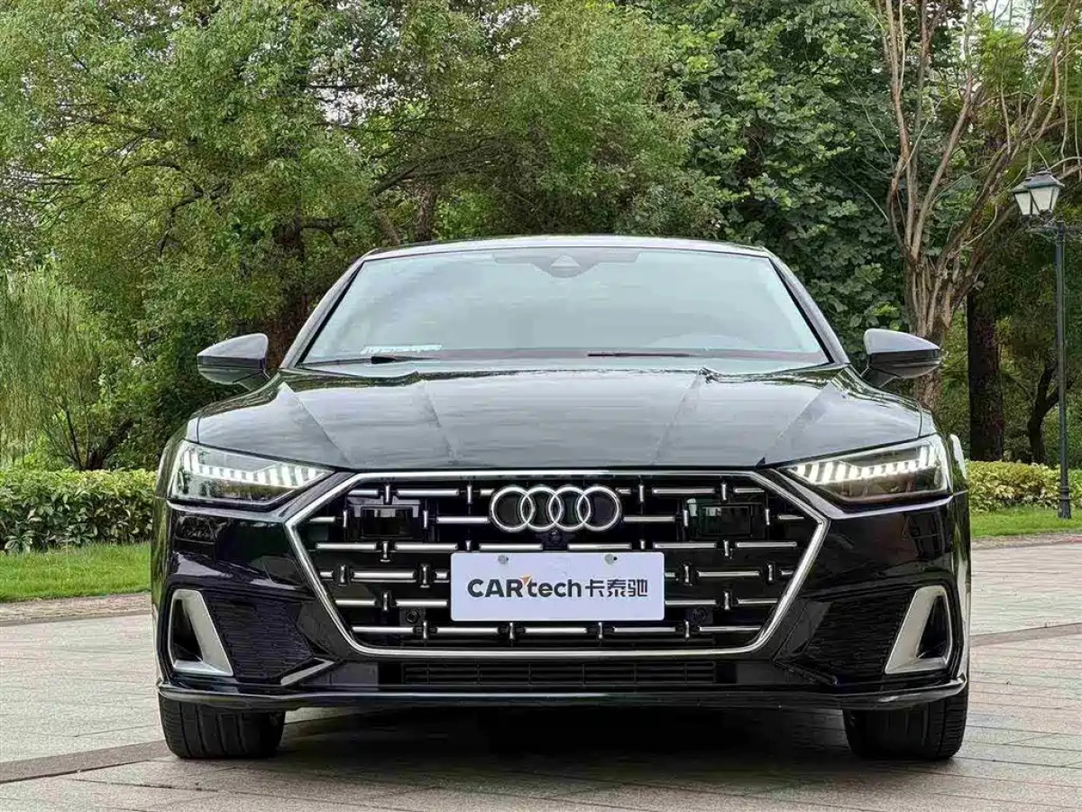 AUDI A7L