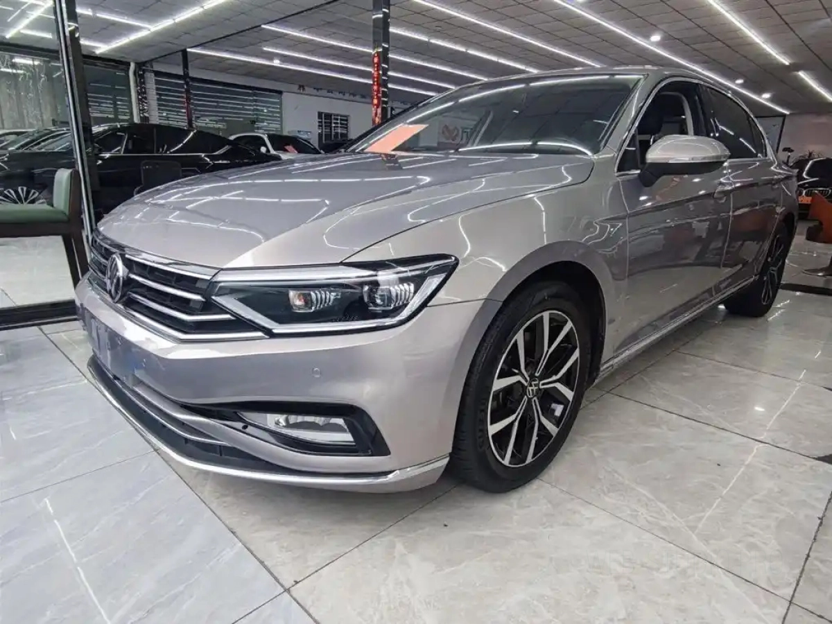VOLKSWAGEN MAGOTAN  2020