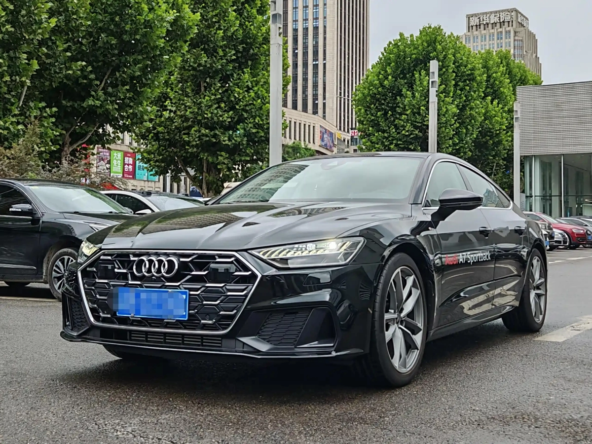 AUDI A7  2024