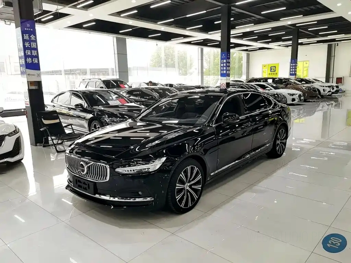 VOLVO S90  2025