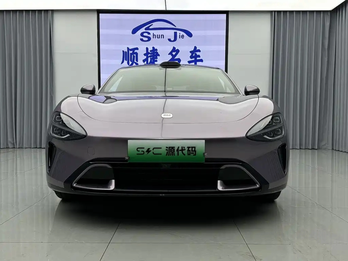 XIAOMI AUTO SU7  2024