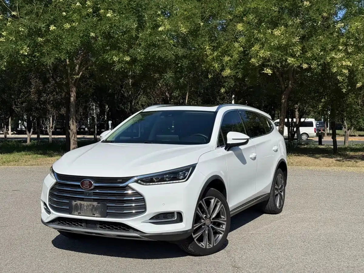 BYD TANG  2018
