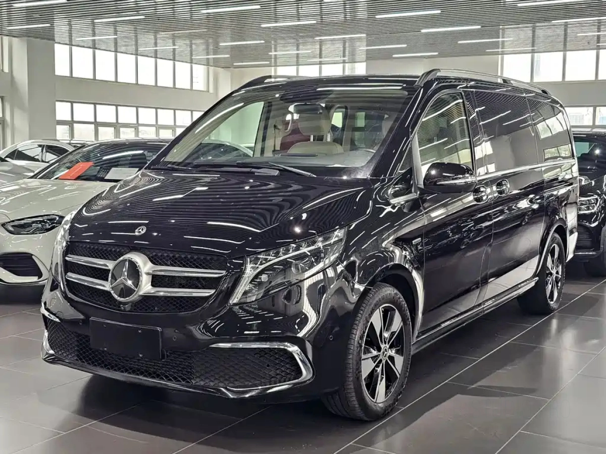 MERCEDES BENZ V-CLASS  2022