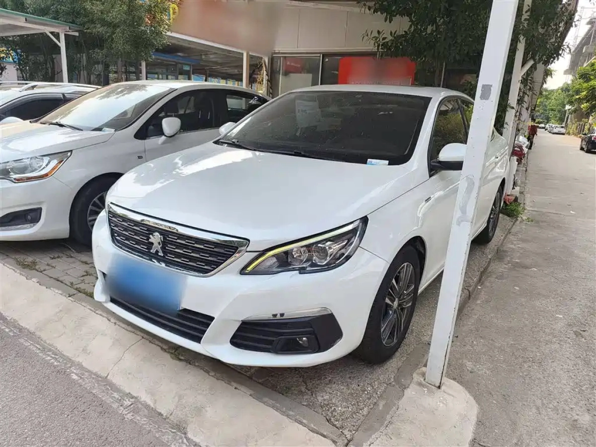 PEUGEOT 308