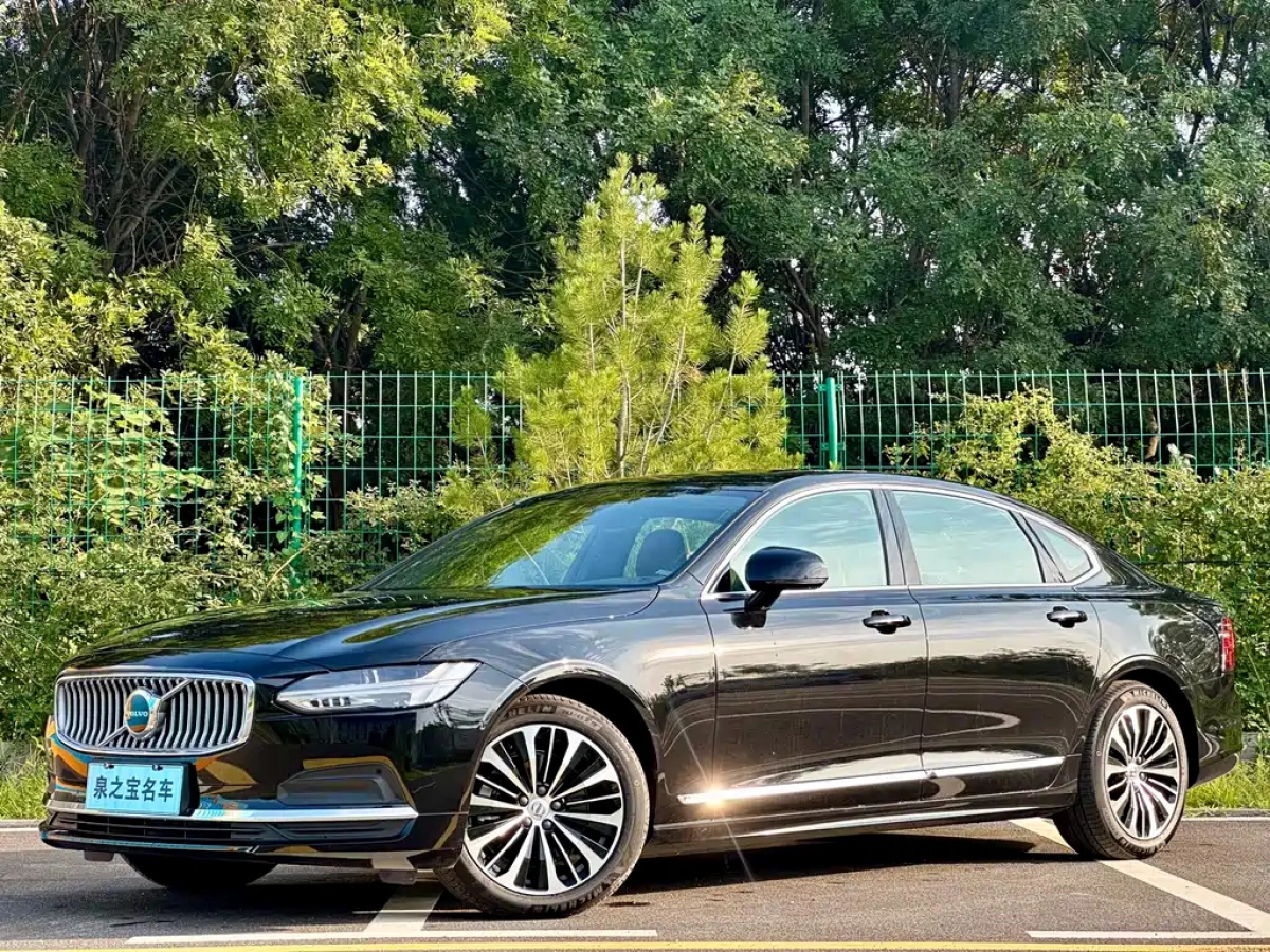 VOLVO S90  2024