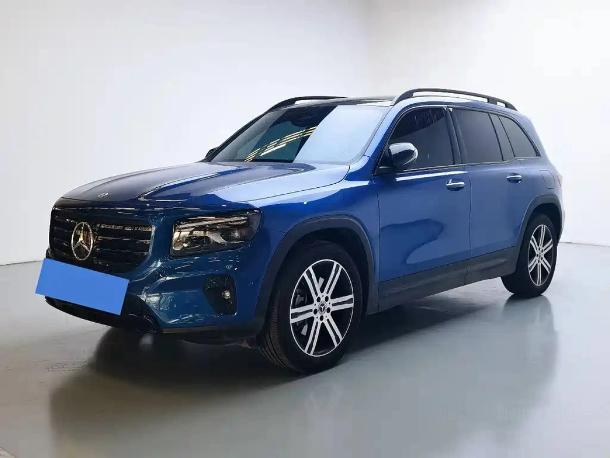 MERCEDES BENZ GLB  2024