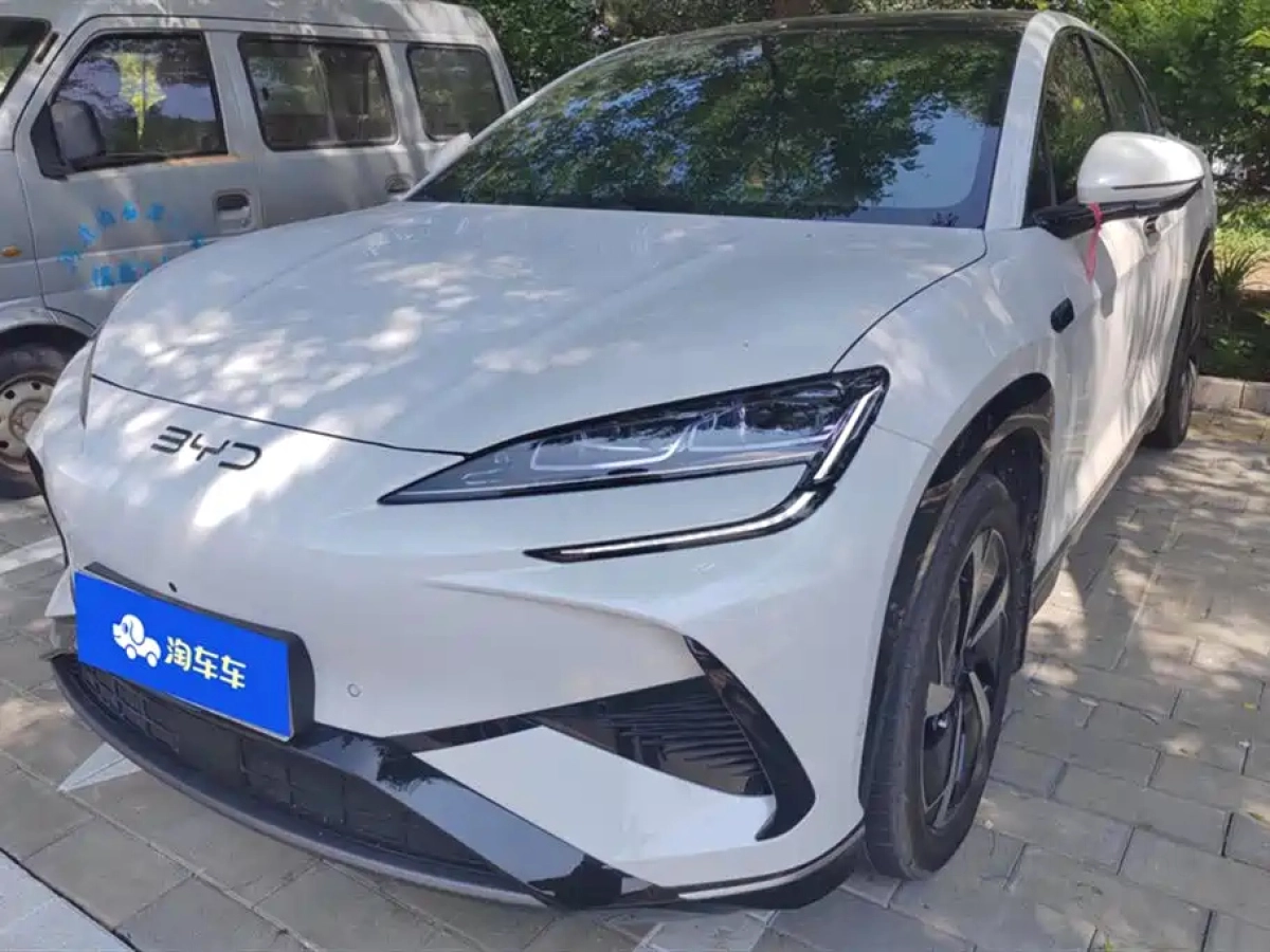 BYD SEALION 07 EV
