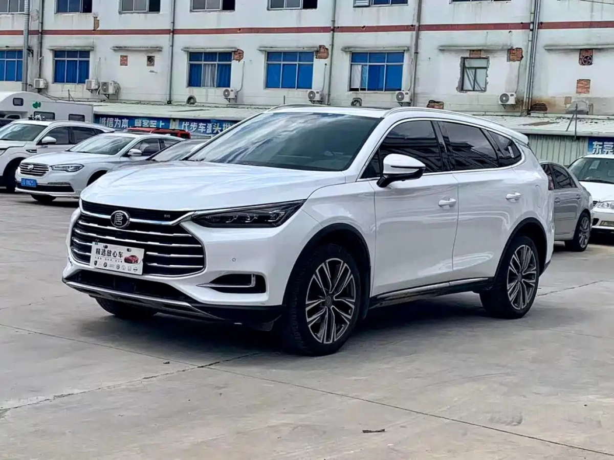 BYD TANG  2018