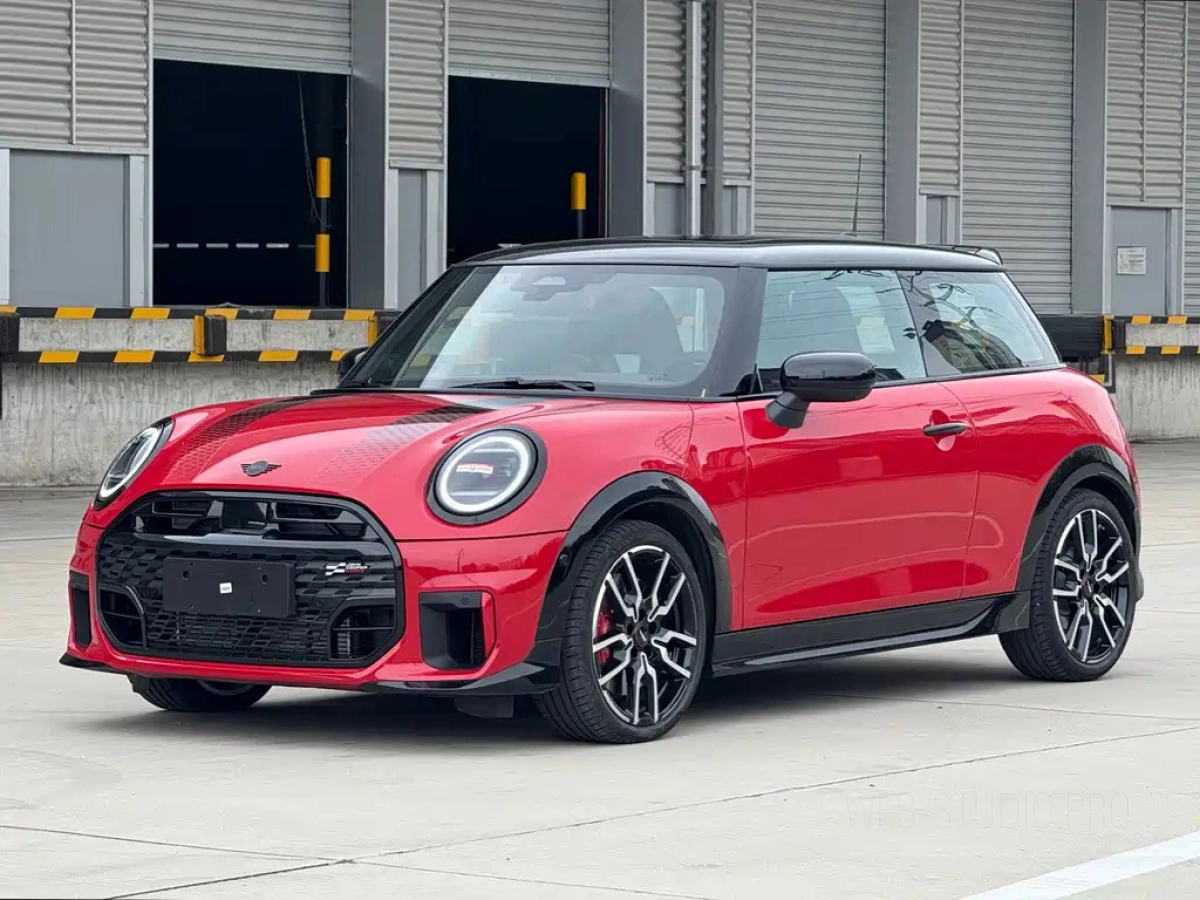MINI JCW  2025