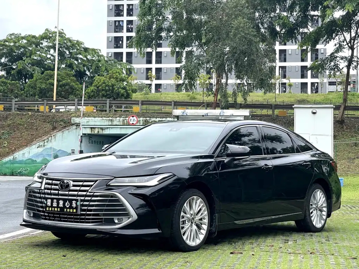 TOYOTA AVALON  2023