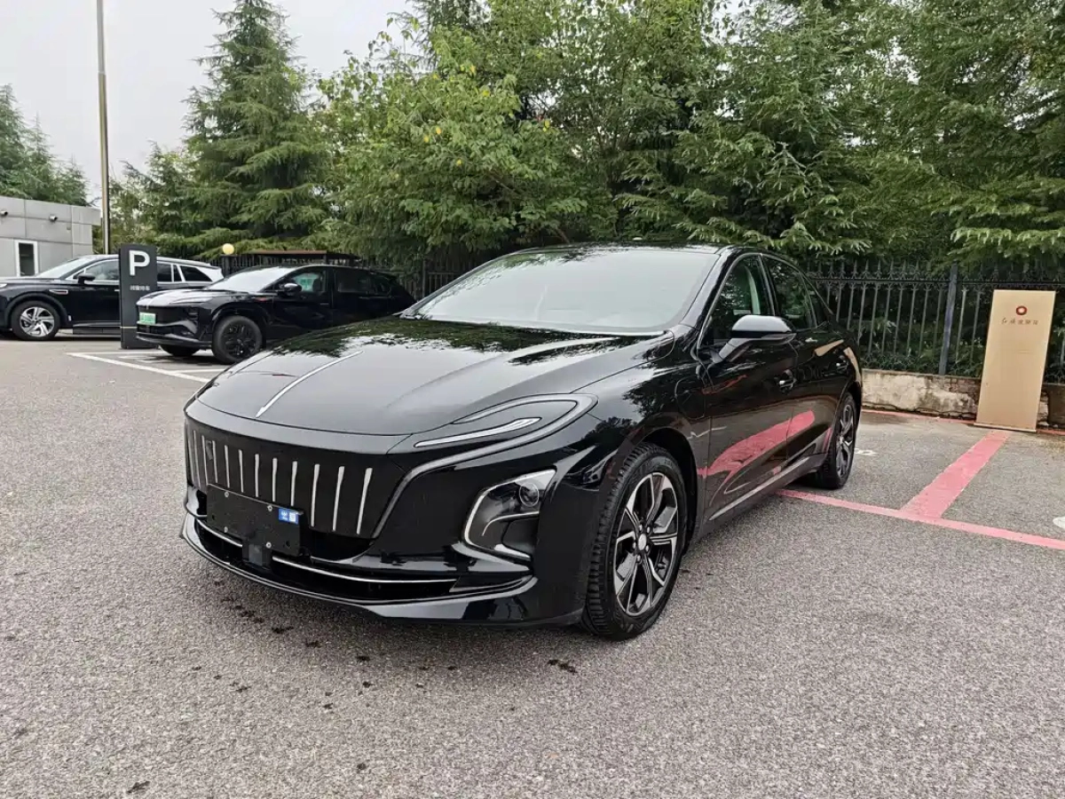 HONGQI E-QM5  2023