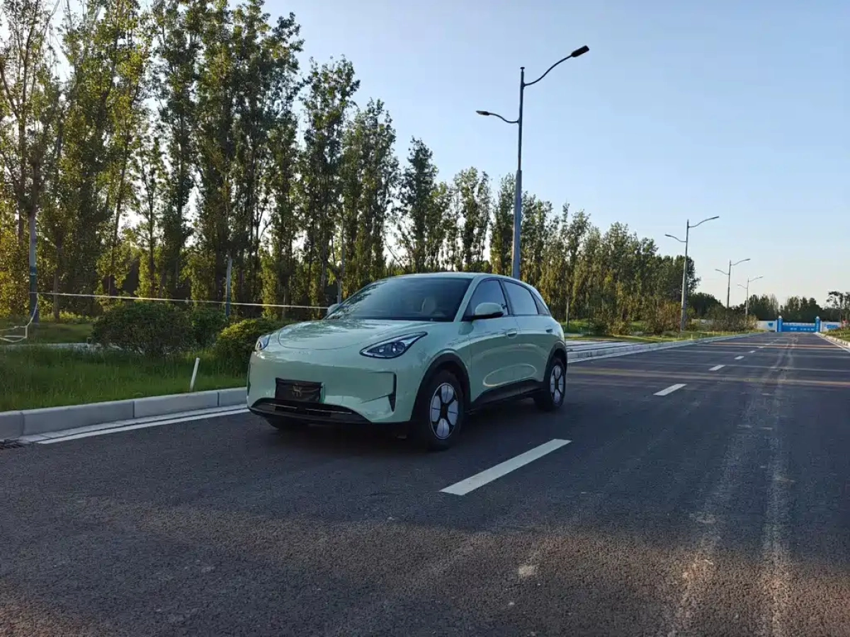 GEELY AUTO XINGYUAN  2025