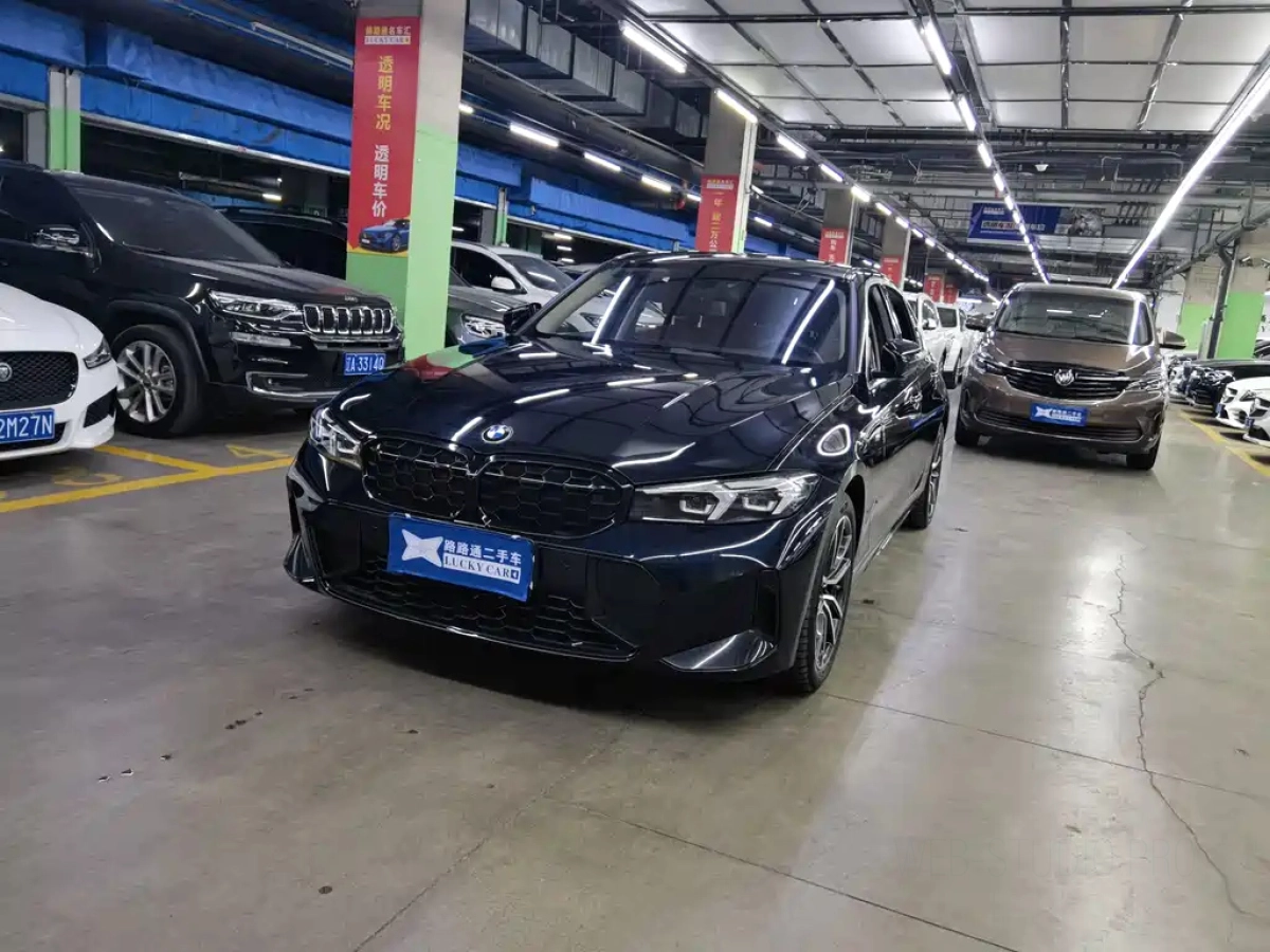 BMW 3-SERIES  2023