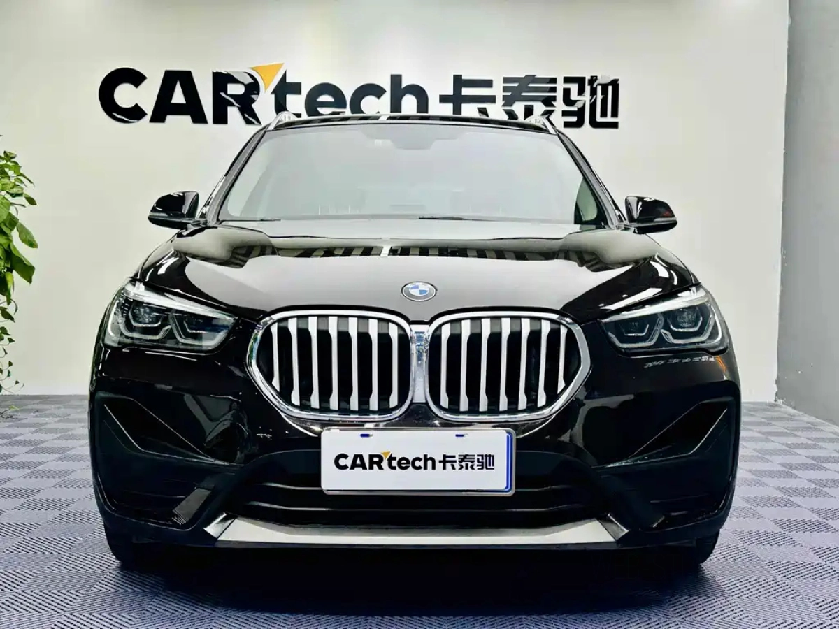 BMW X1  2021