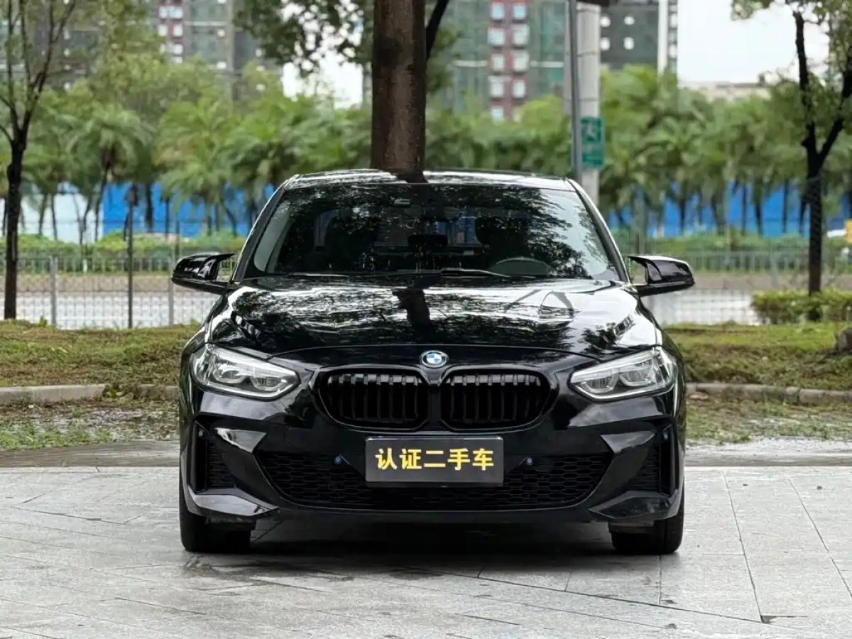 BMW 1-SERIES
