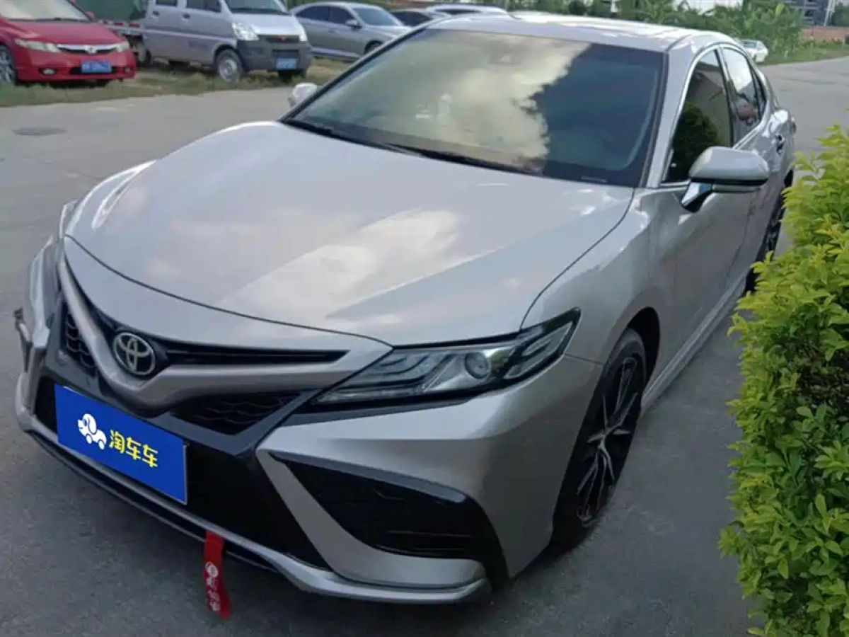 TOYOTA CAMRY  2023