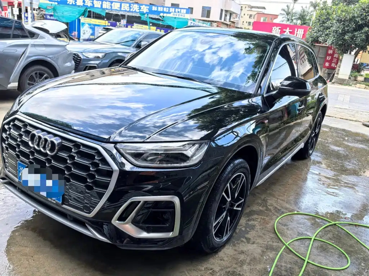 AUDI Q5L  2025