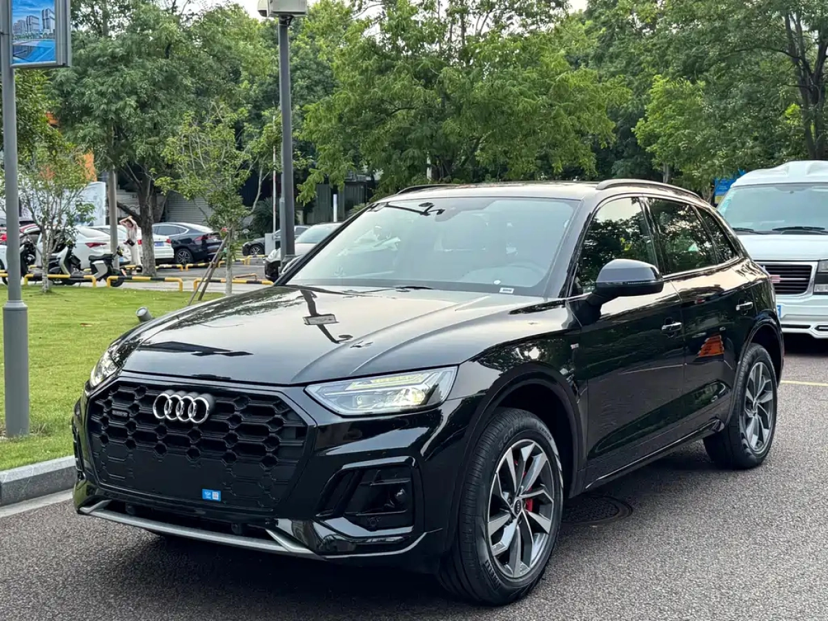 AUDI Q5L  2025