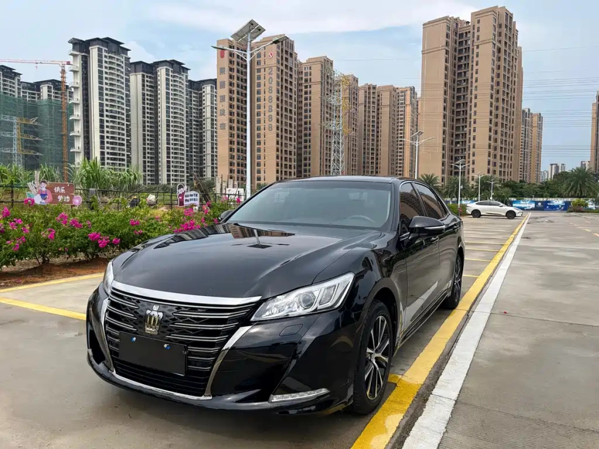 TOYOTA CROWN  2018