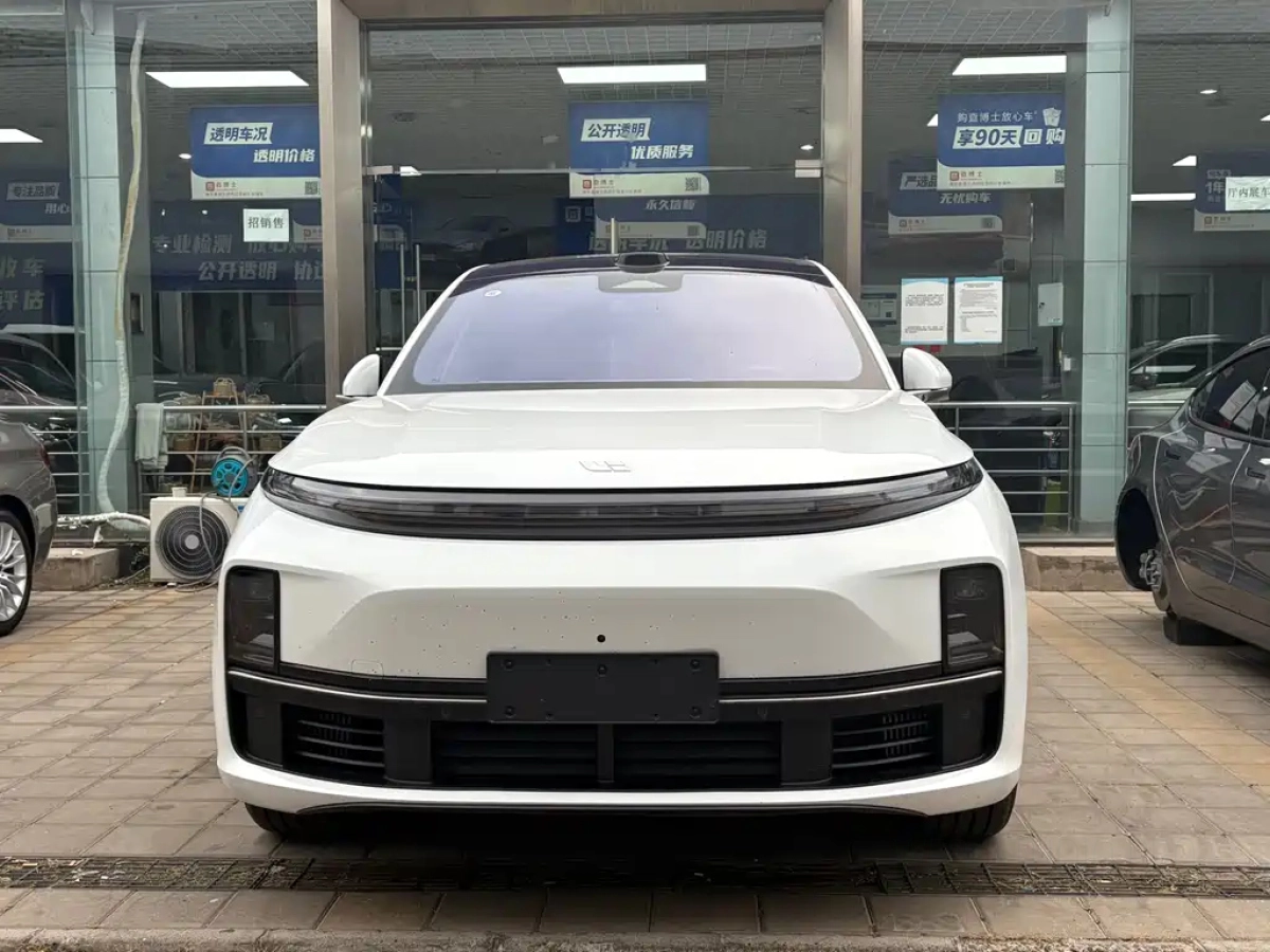LI AUTO L7  2025