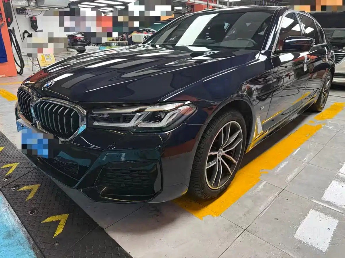 BMW 5-SERIES  2021
