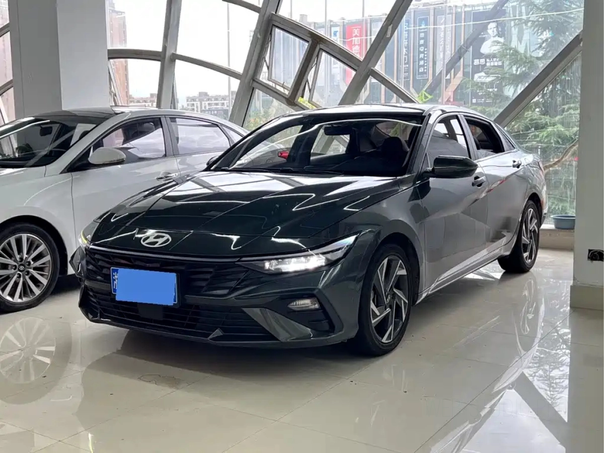 HYUNDAI ELANTRA  2023