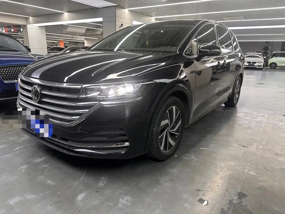 VOLKSWAGEN VILORAN  2022
