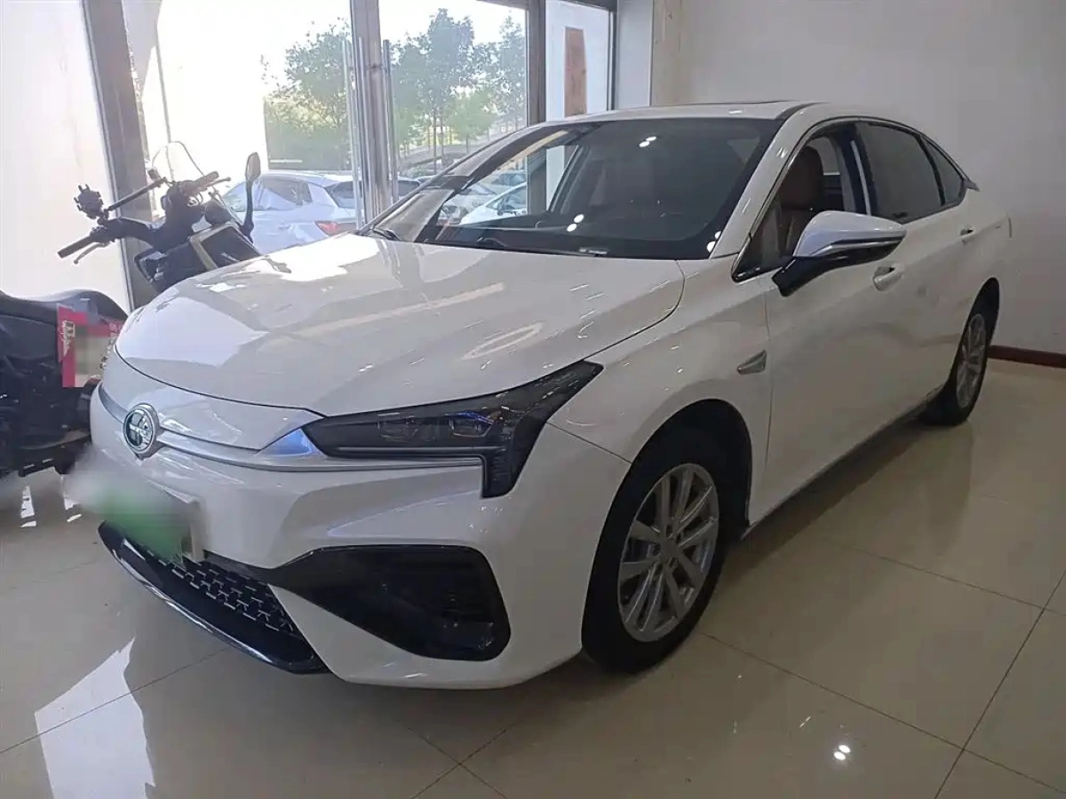 AION S  2023