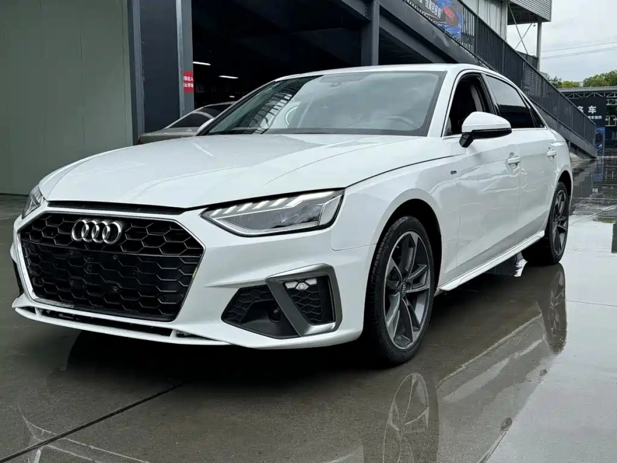 AUDI A4L  2020