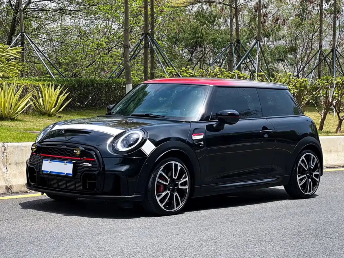 MINI JCW  2023