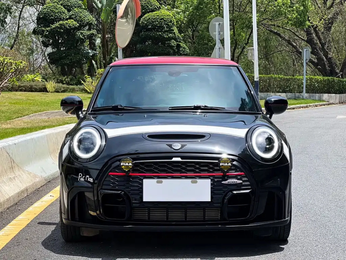 MINI JCW