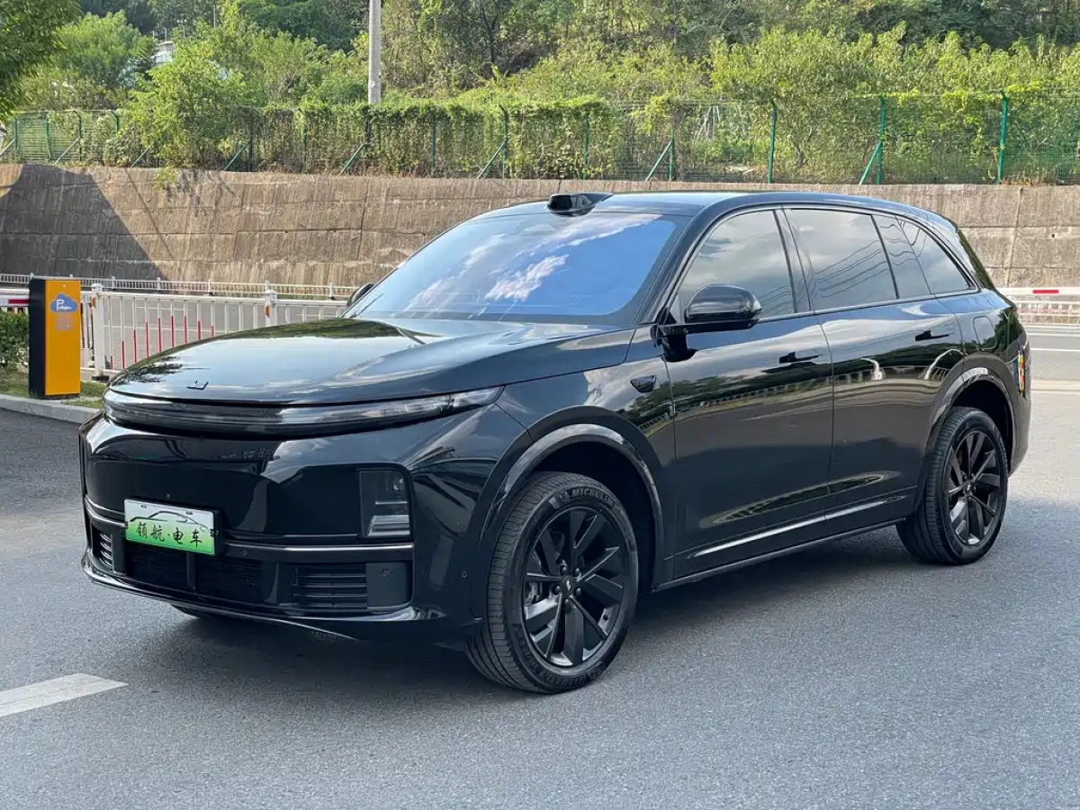 LI AUTO L7  2023