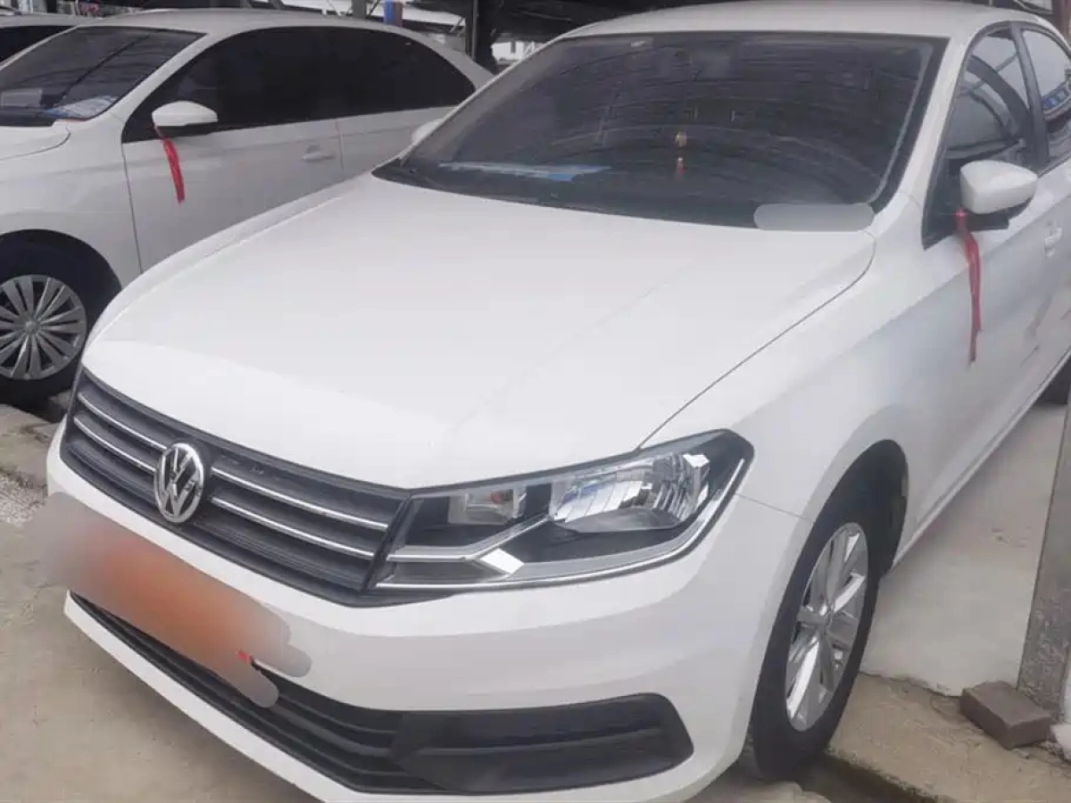 VOLKSWAGEN SANTANA  2021