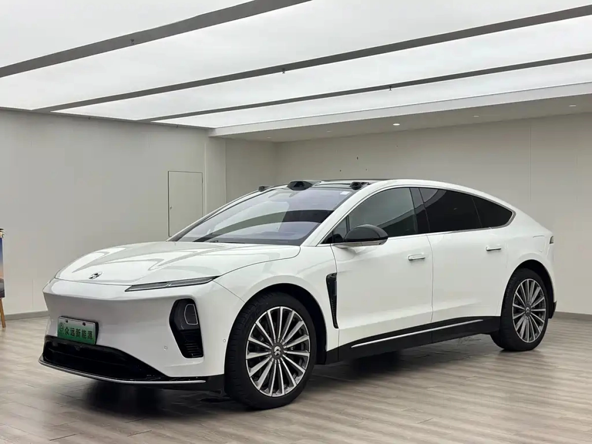 NIO ET9