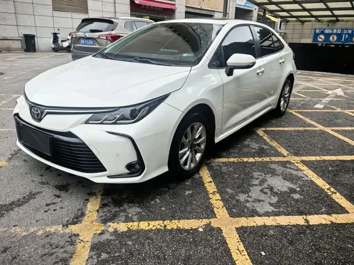 TOYOTA COROLLA  2021