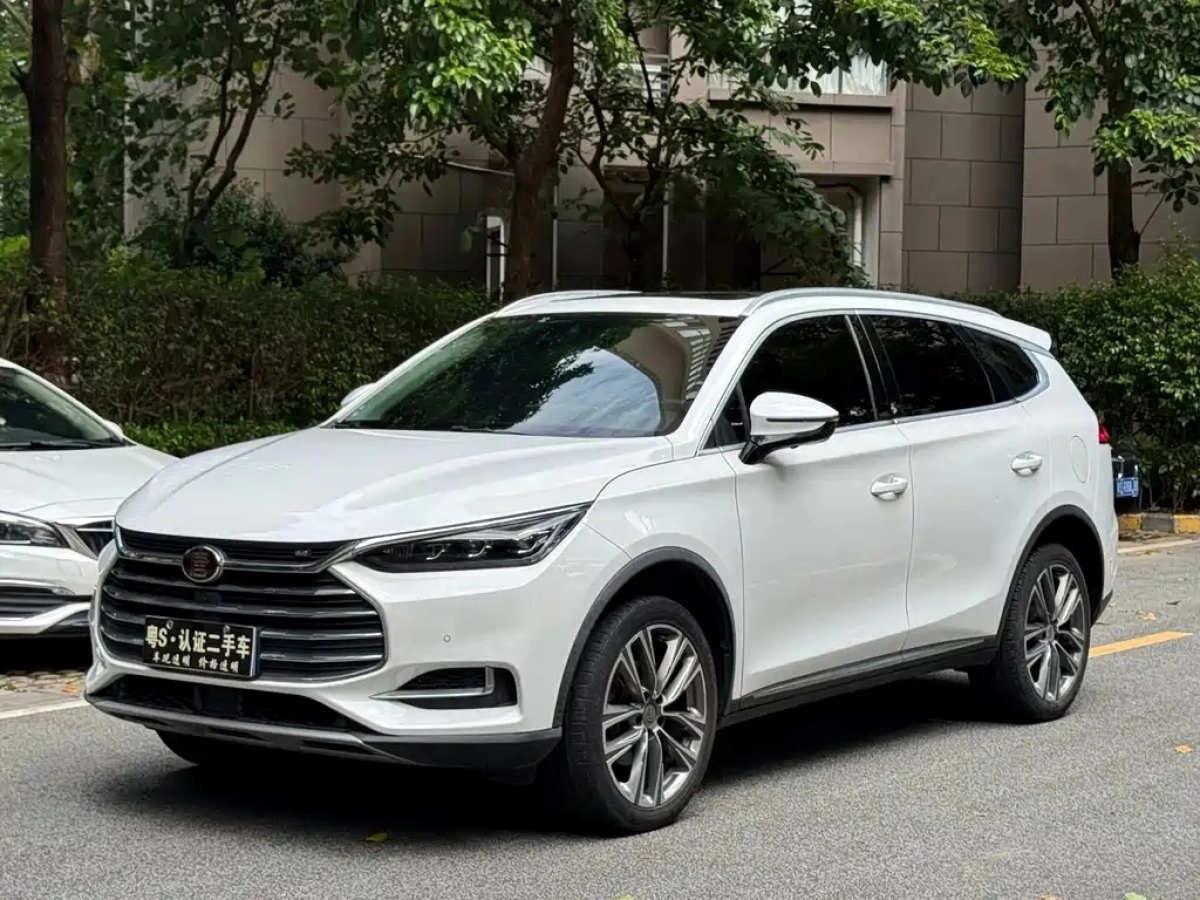 BYD TANG  2018