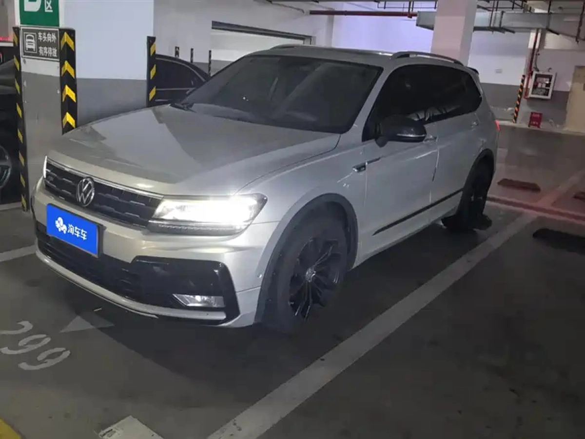 VOLKSWAGEN TIGUAN L  2019