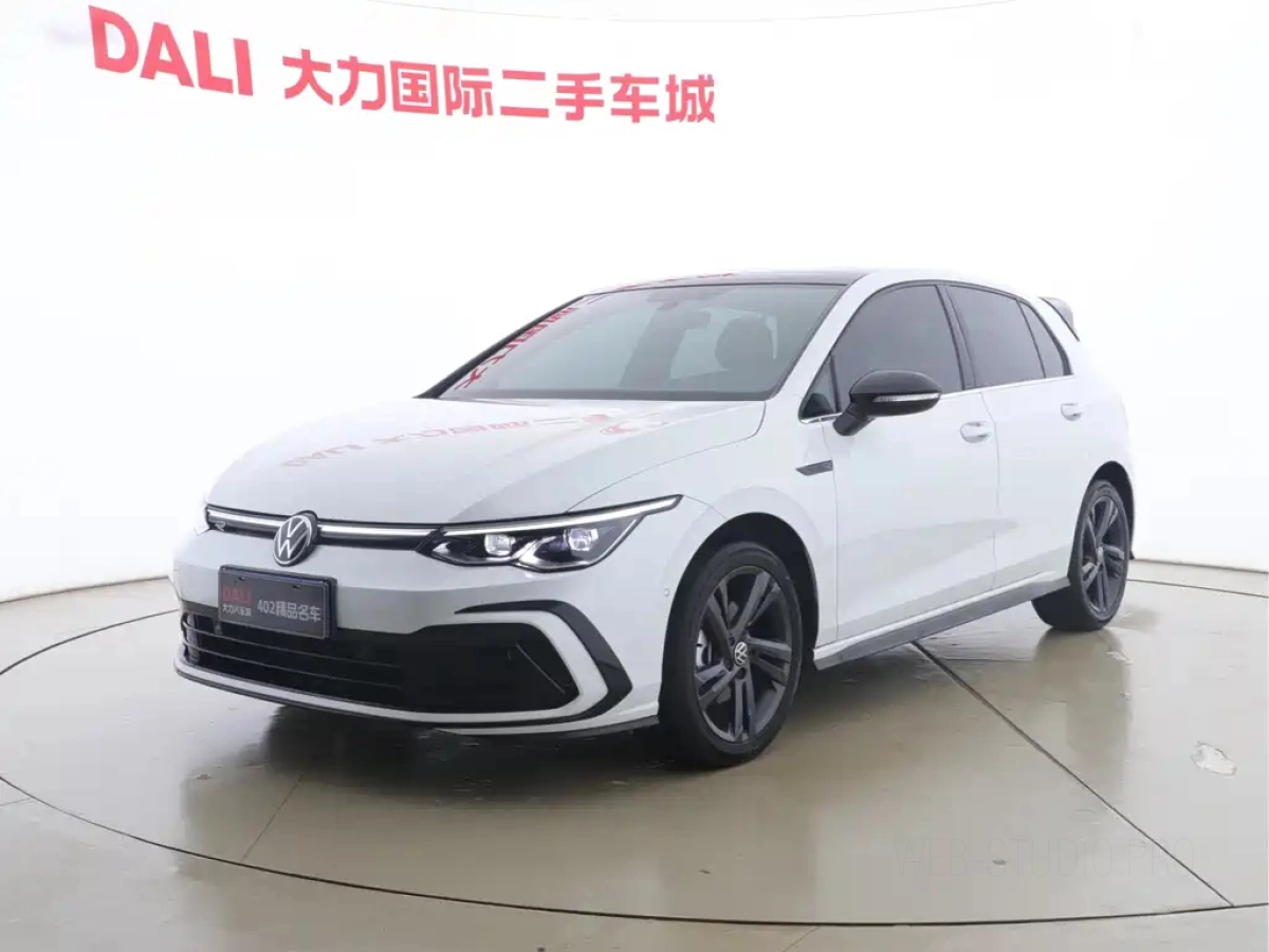 VOLKSWAGEN GOLF  2023