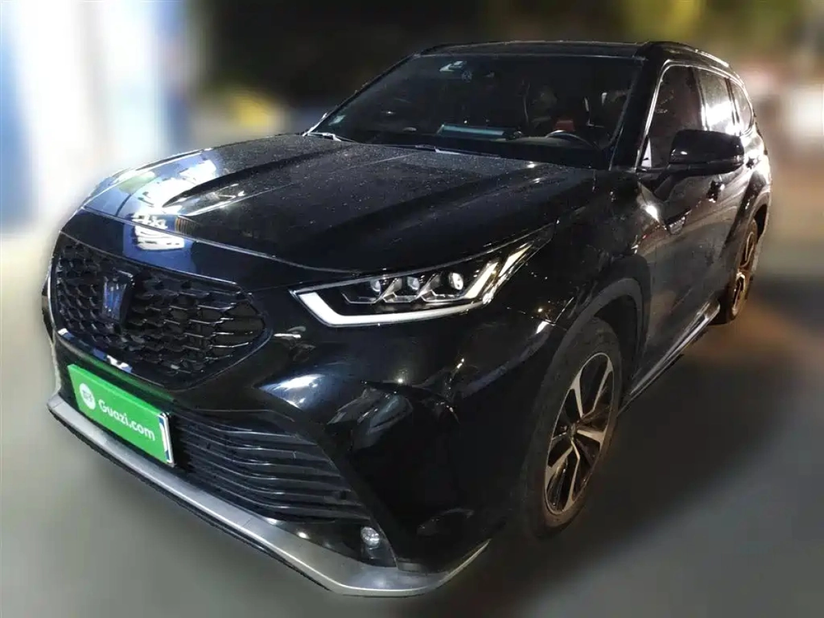 TOYOTA CROWN LUFANG  2021
