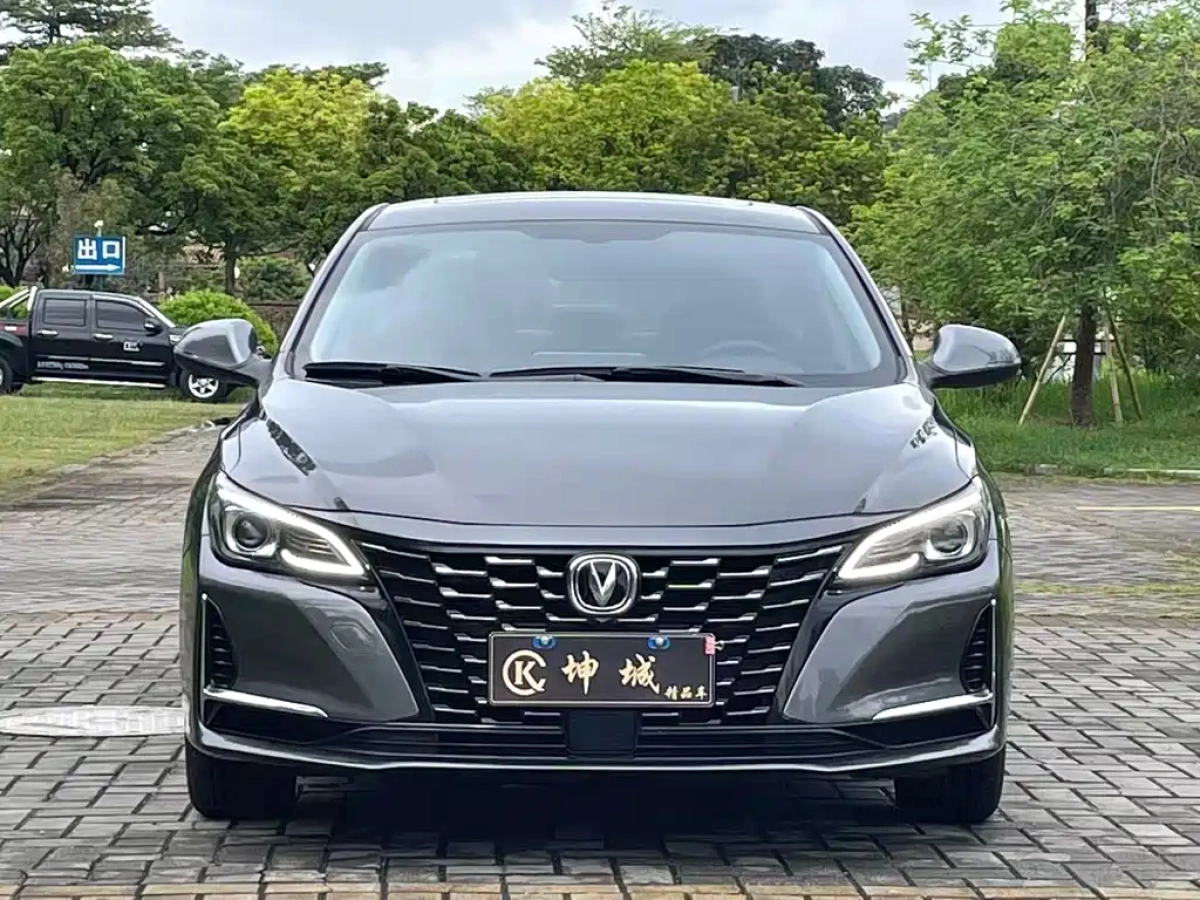 CHANGAN RAETON CC