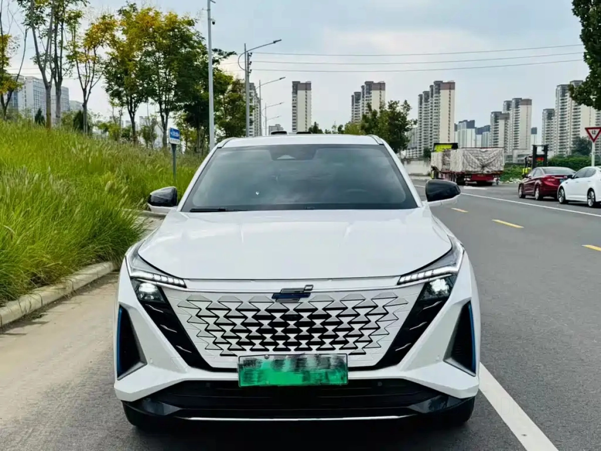 CHANGAN OSHAN Z6 NEW ENERGY