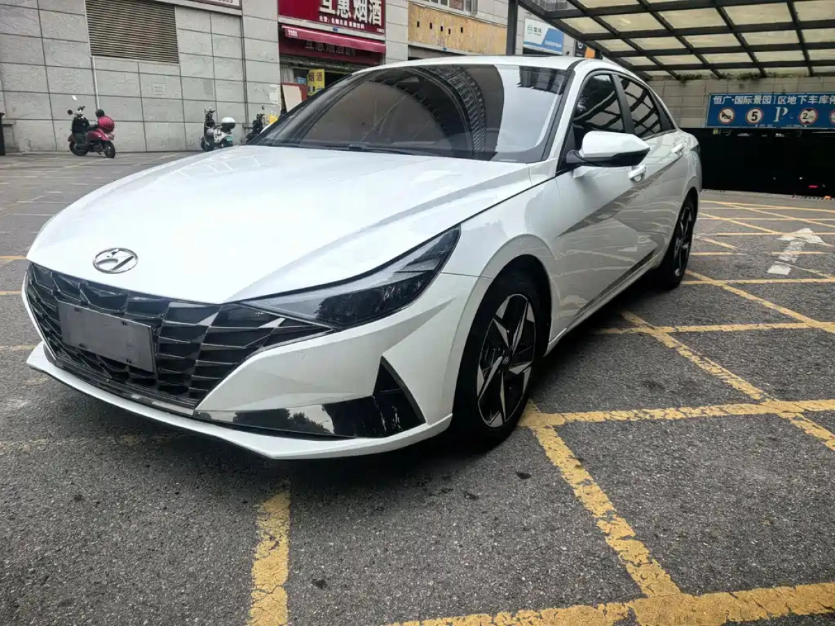 HYUNDAI ELANTRA  2021