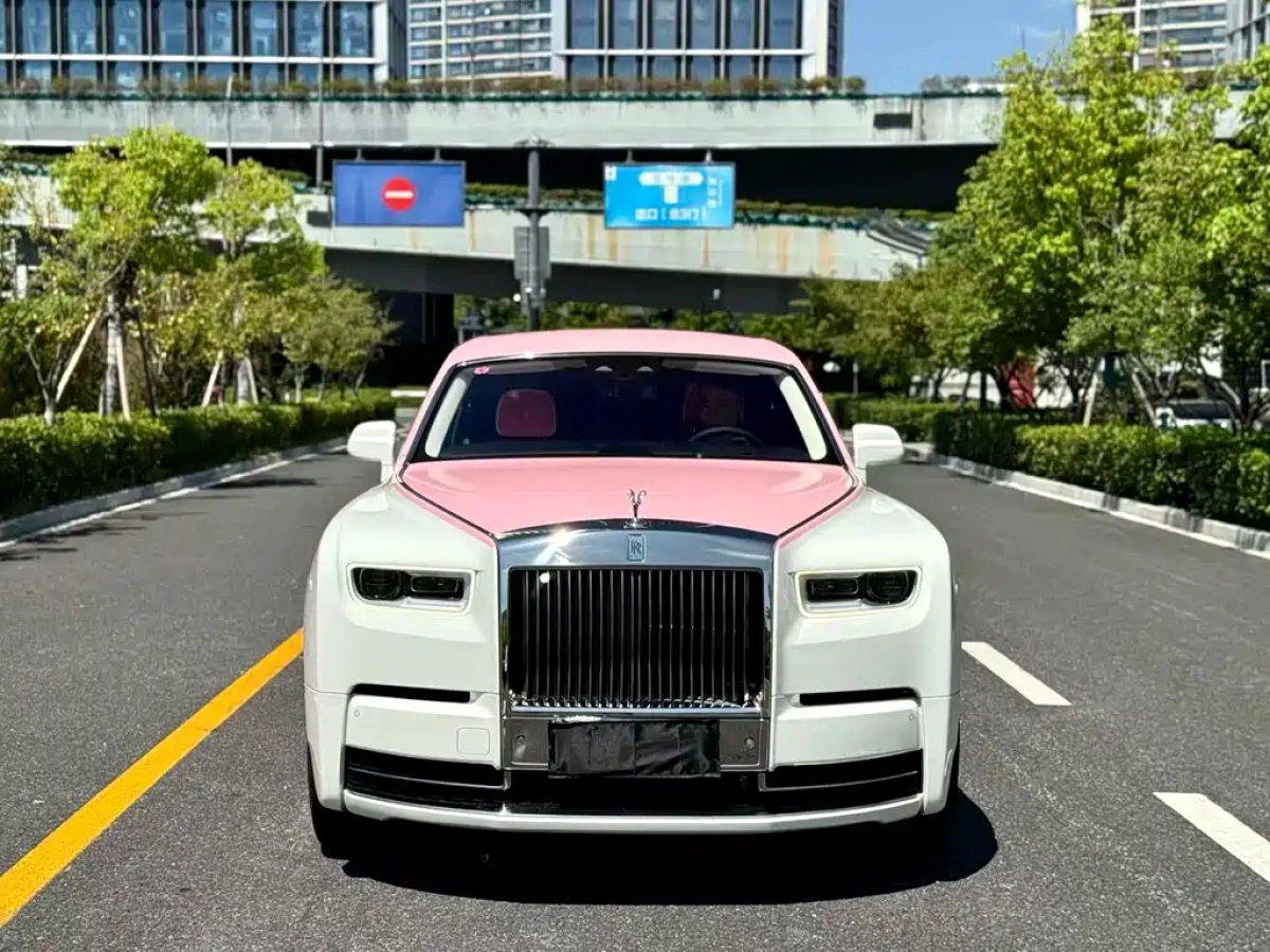 ROLLS ROYCE PHANTOM  2018