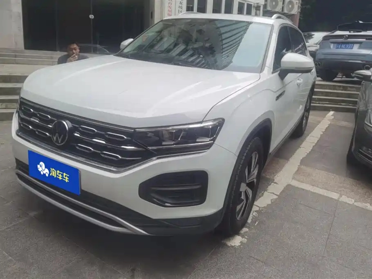 VOLKSWAGEN TAYRON  2022