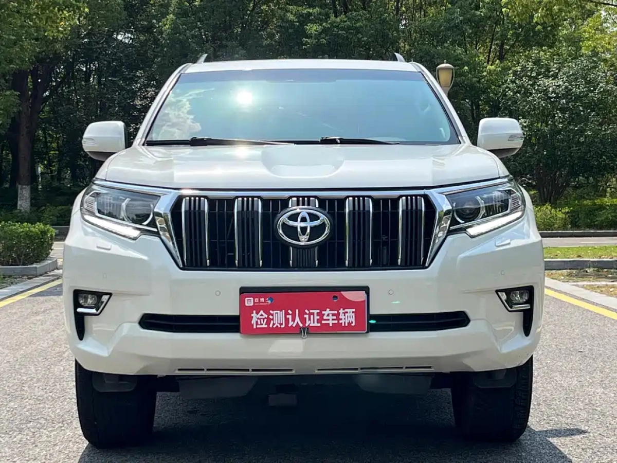 TOYOTA PRADO  2018