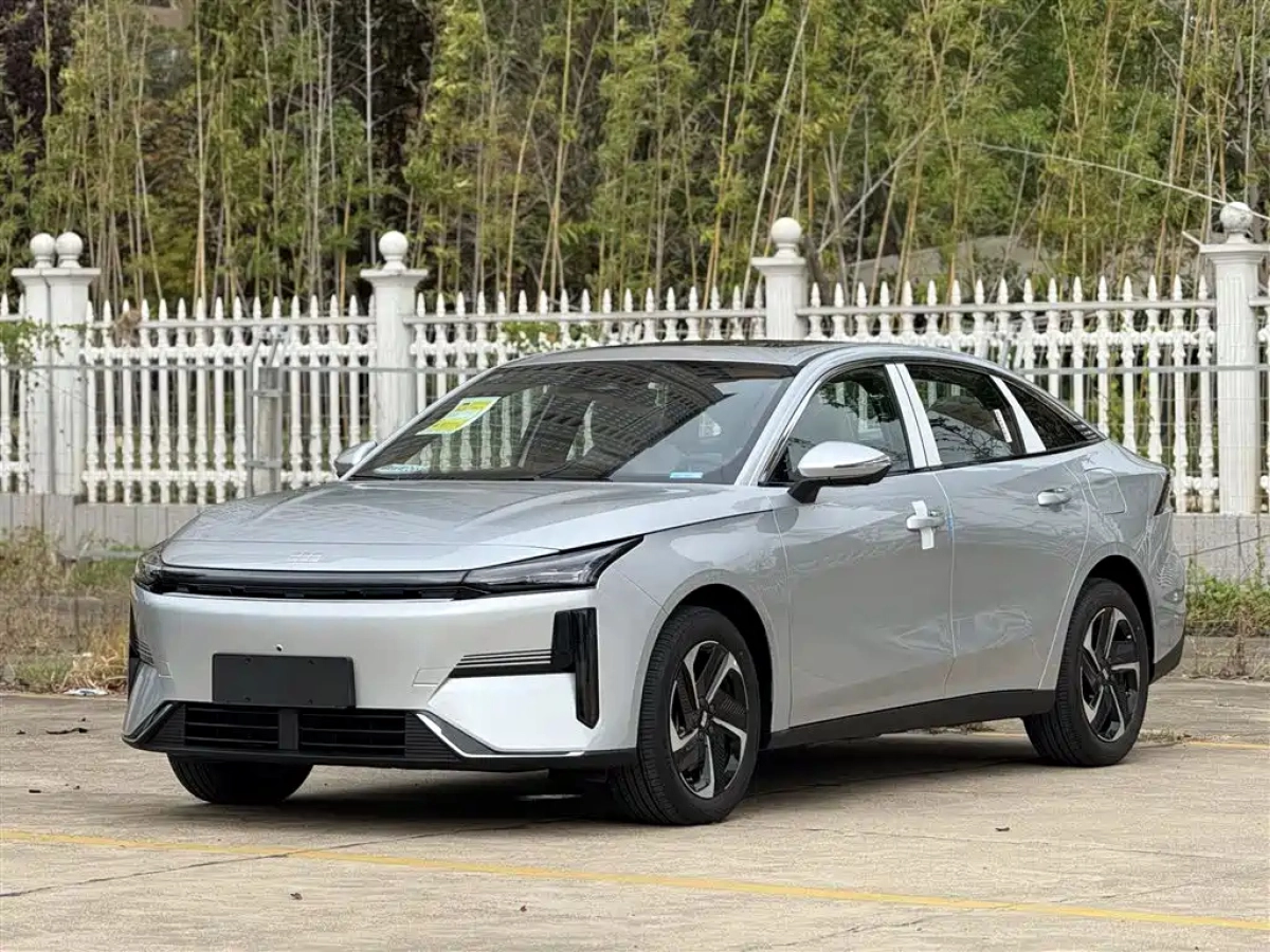 GEELY GALAXY GALAXY L6