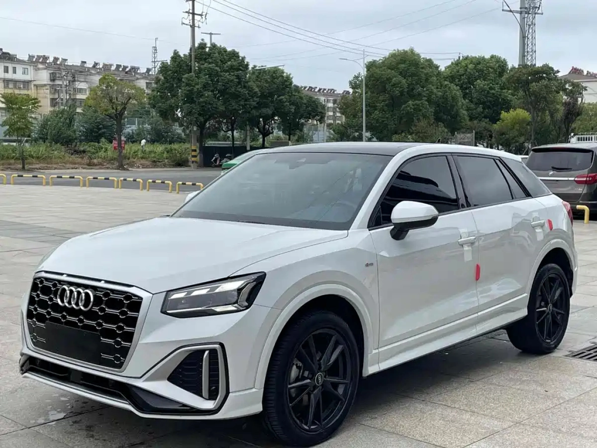 AUDI Q2L  2022