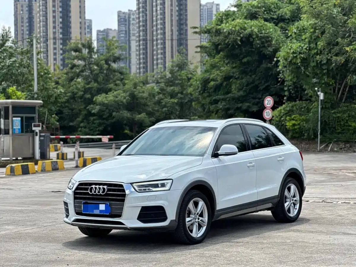 AUDI Q3  2018