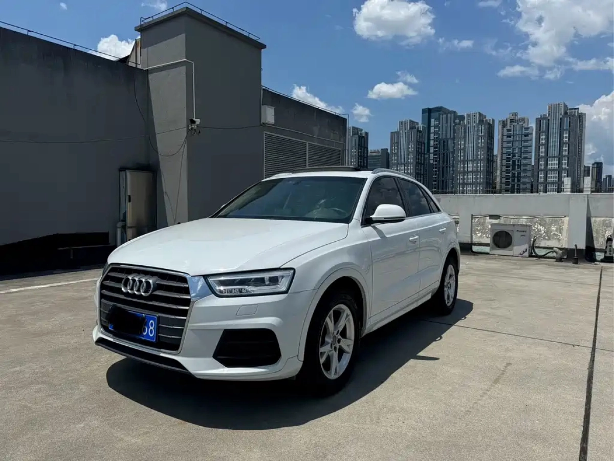 AUDI Q3  2018